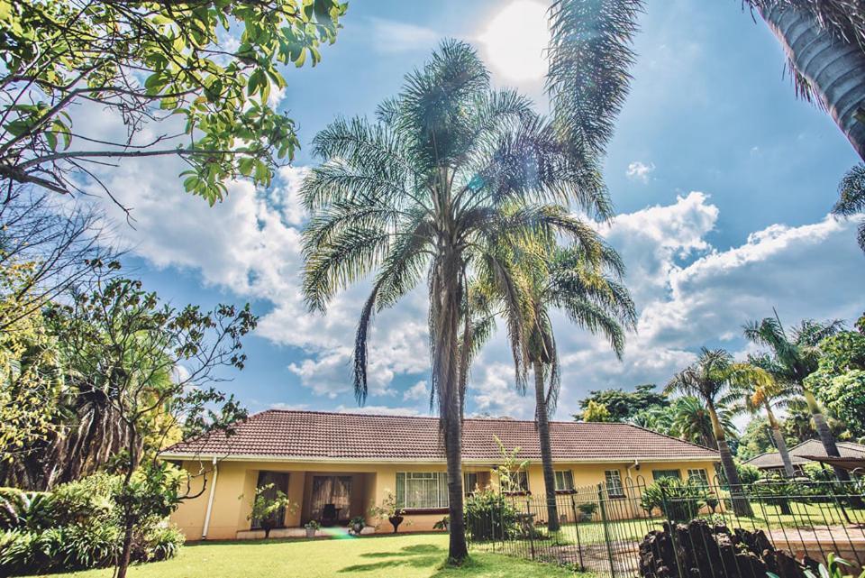 Palm Villa ฮาราเร ภายนอก รูปภาพ
